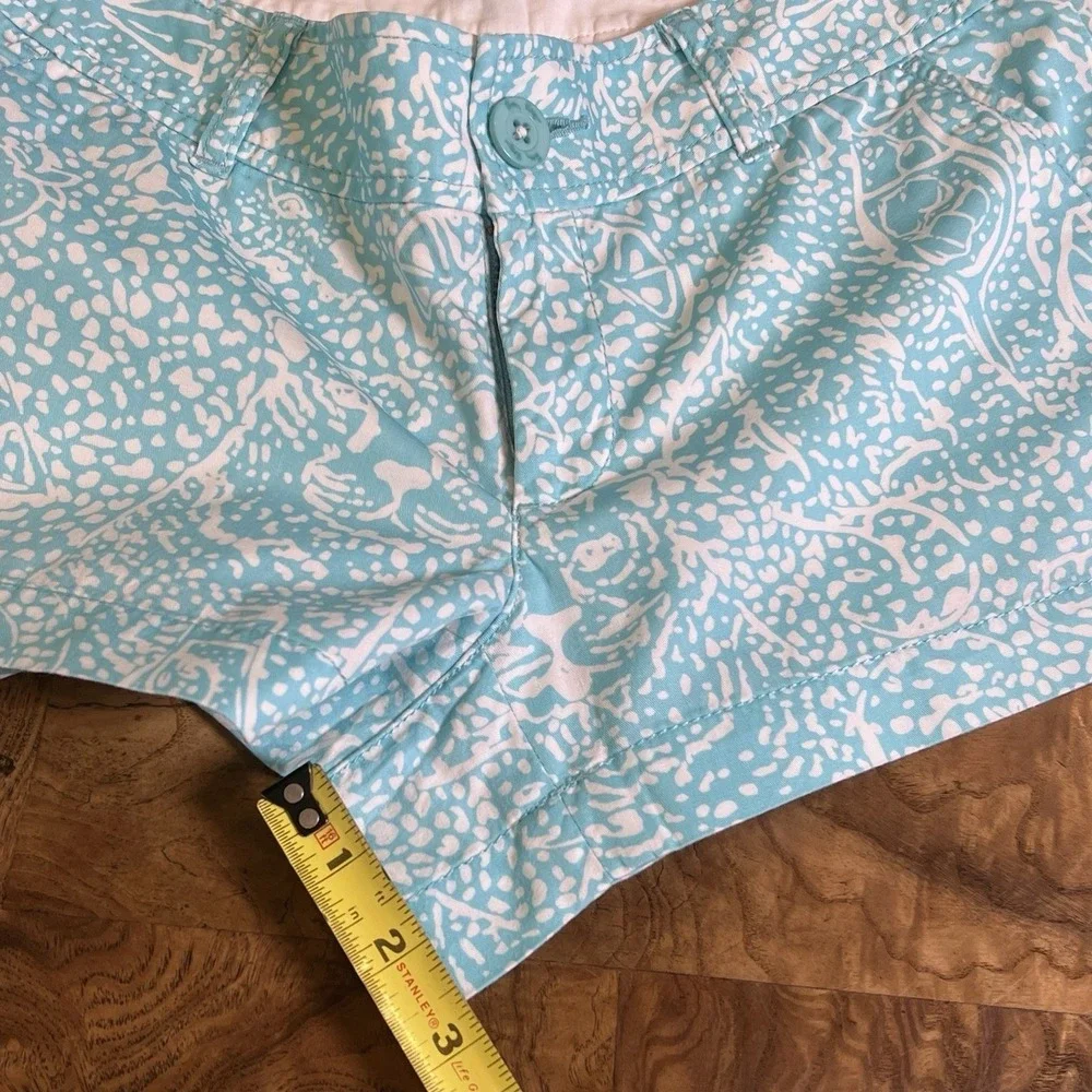 Lilly Pulitzer Walsh Short Womens 2 Turquoise White Excellent Abstract Coastal - Picture 7 of 7